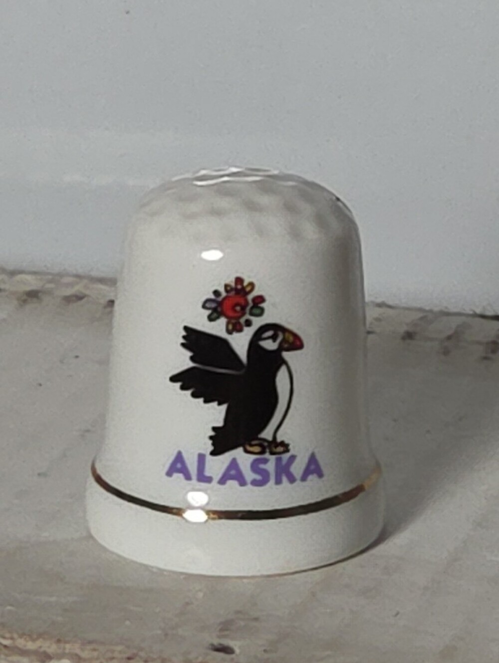 Vintage ALASKA Ceramic Thimble Penguin Alaska